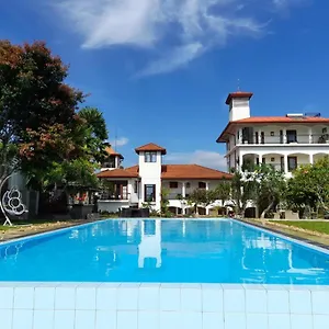 Elegant Hotel